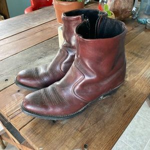 Vintage Zip-up Cowboy Boots. Size US Men’s 9.5.